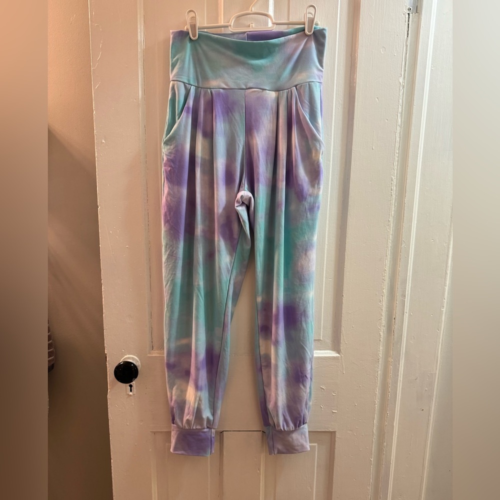 Tie-Dye Harem Pants by Simple Addiction in Purple and Blue